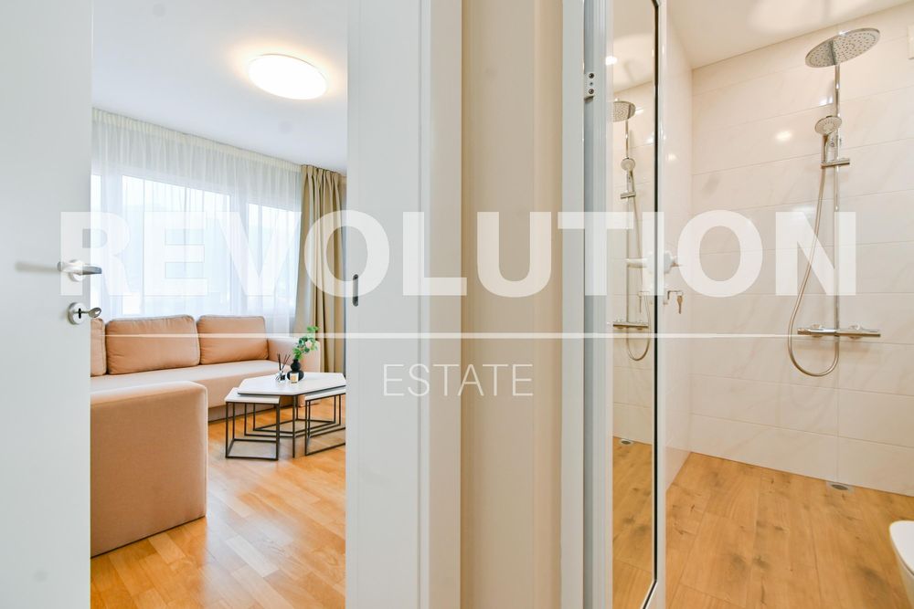 Дава се под наем Тристаен апартамент в София, Стрелбище - 80 кв.м за 1000 € - Снимка #11