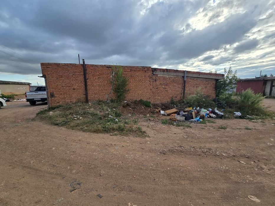 Продам два гаража на ветеранах.