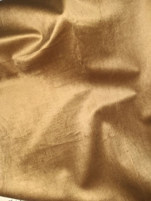 Плат за завеси - плюш