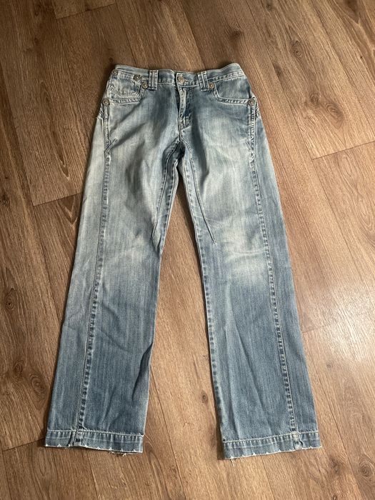 Винтажные джинсы от бренда DsquaRed2
