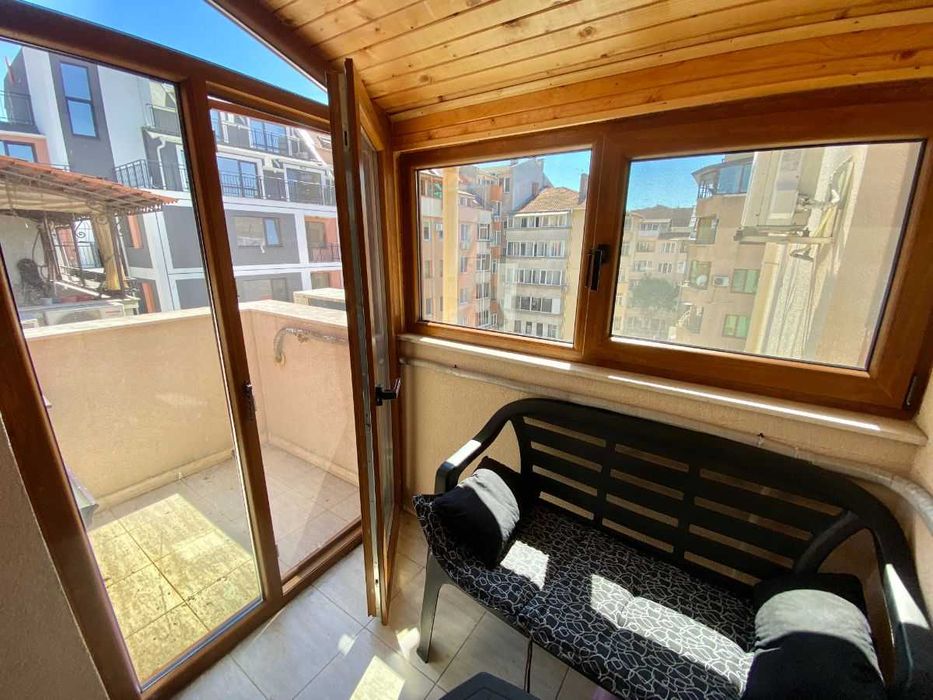 Продава се Двустаен апартамент в Бургас, Лазур - 71 кв.м за 2254 €/кв.м - Снимка #10