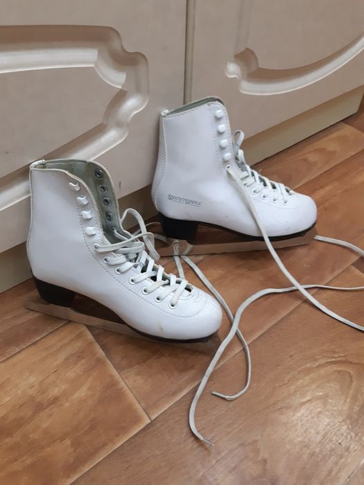 Продам коньки подростковый