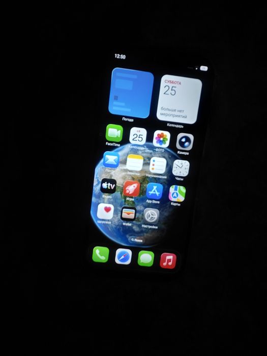 IPhone  17  Air.