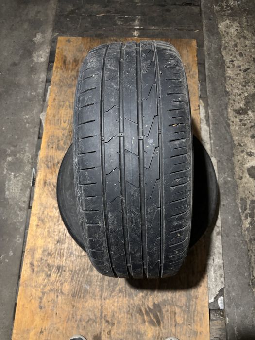 Hankook Гуми 225 55 16