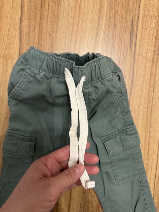 Pantaloni GAP 2 ani