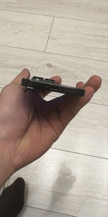 Черный Айфон 16 про 512 гб