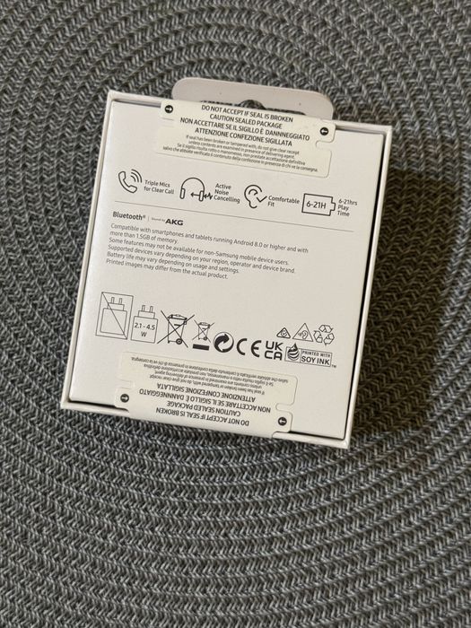 Samsung Galaxy Buds FE чисто нови