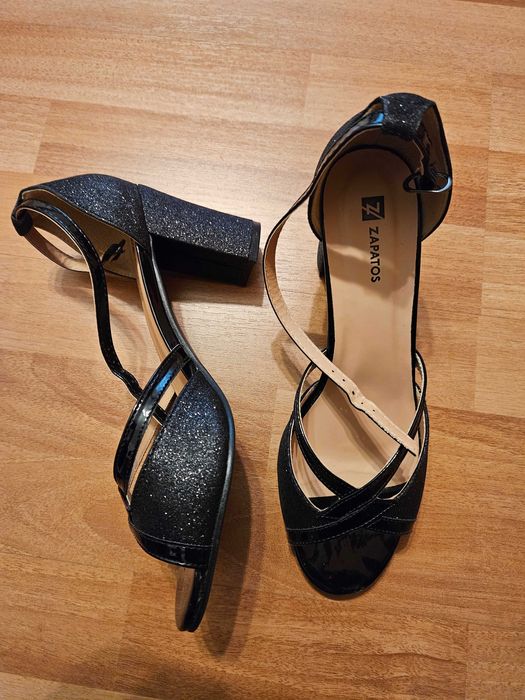 Sandale negre cu toc 8 cm, culoare neagra cu sclipici