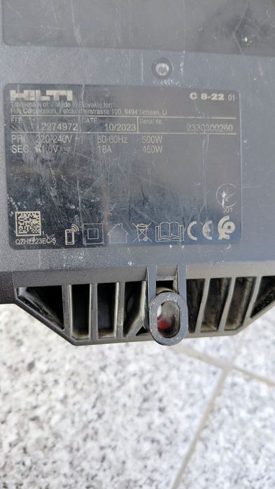 Hilti и Milwaukee Батерия и зарядни