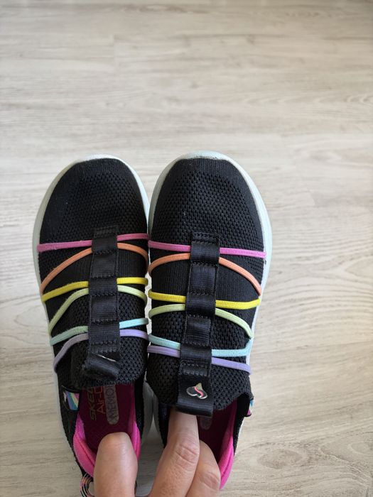 Slip-on Skechers marime 33