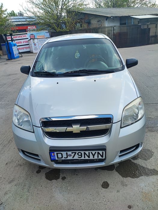 Vând Chevrolet Aveo 2011.