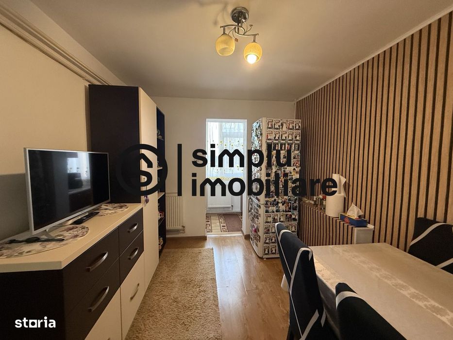 Apartament 2 camere decomandat Craiovita Noua