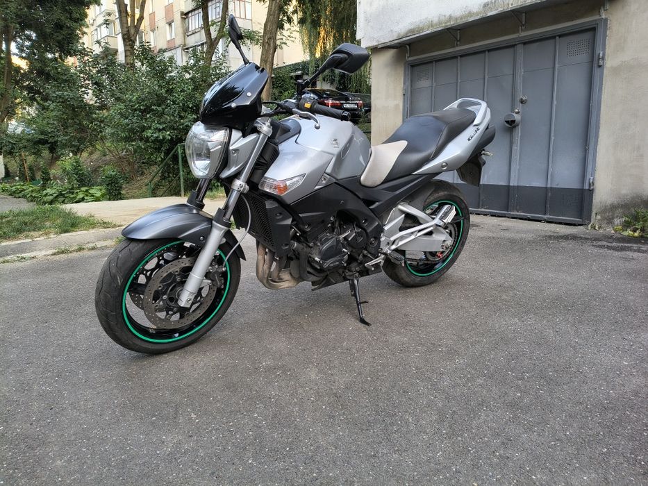 Suzuki GSR 600 din 2010 impecabil