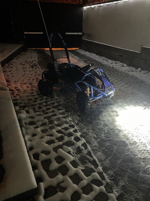 Тунинговано малко електрическо бъги