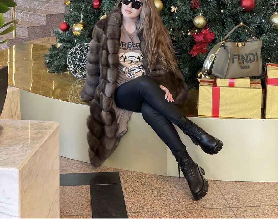 Соболиная шуба, Италия