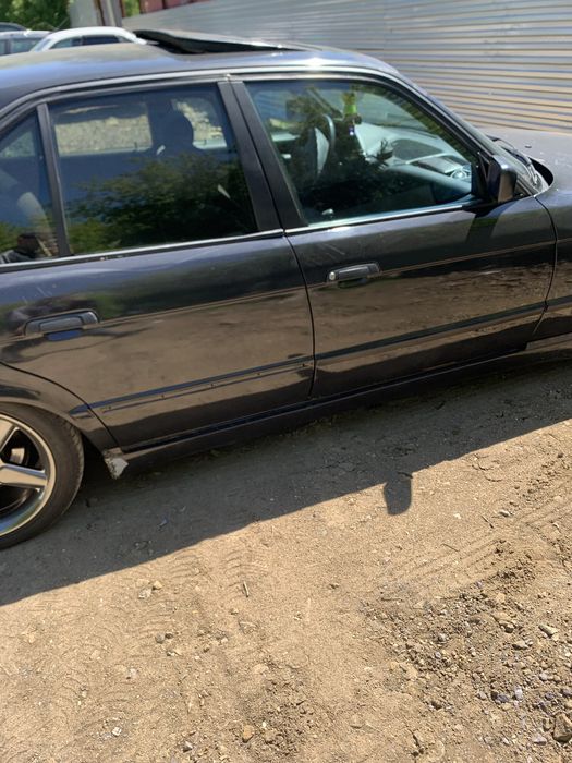 Продам бмв 520 е34