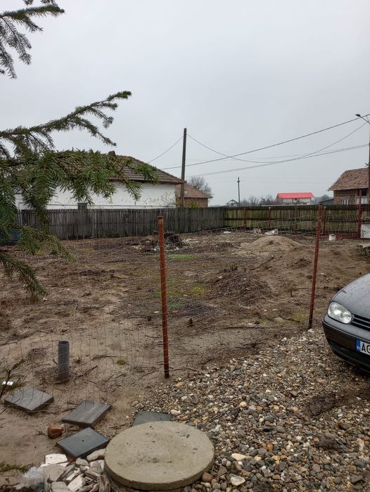 Teren intravilan Bascov Glamboc Deal 46 A toate utilitățile trase 500 mp si 922 mp - Vedere 2