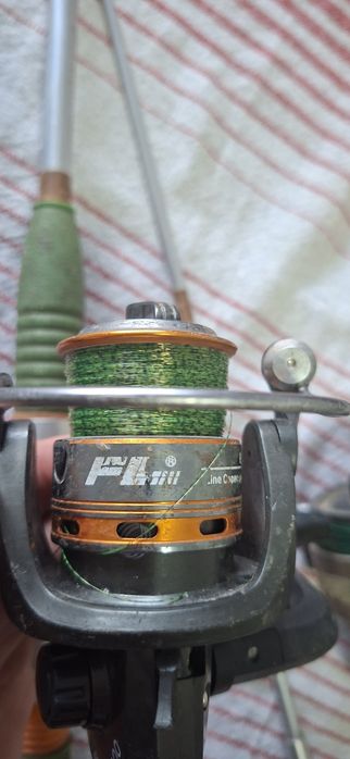 комплект въдици с макари