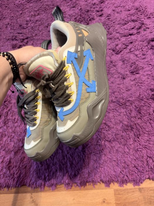 Off White Odsy 1000