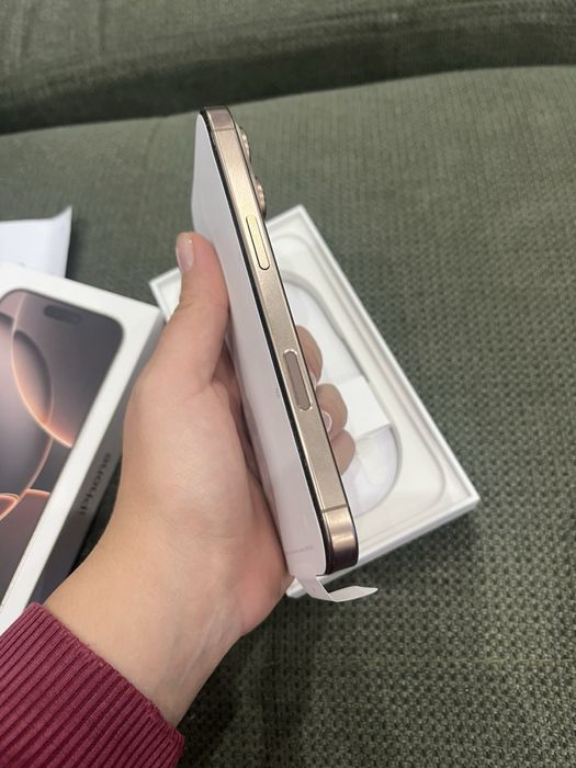 Като Нов Iphone 16 pro в ГАРАНЦИЯ