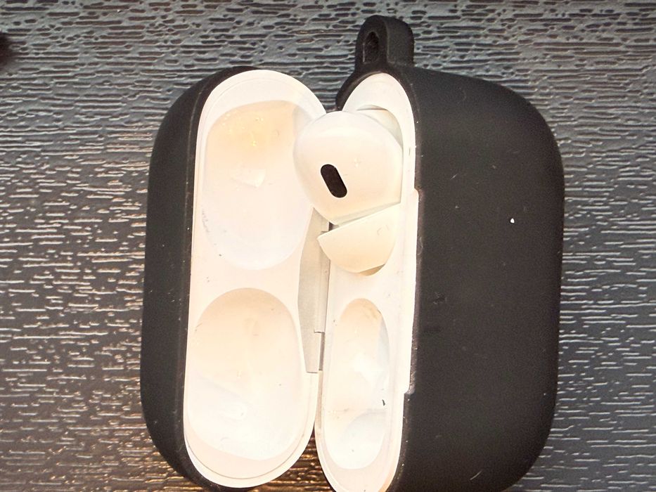 Apple AirPods Pro 2 MagSafe Case USB-C Model A3047