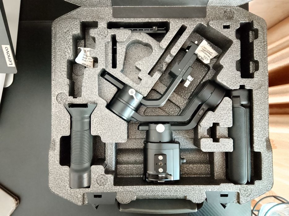 DJI ronin SC R18