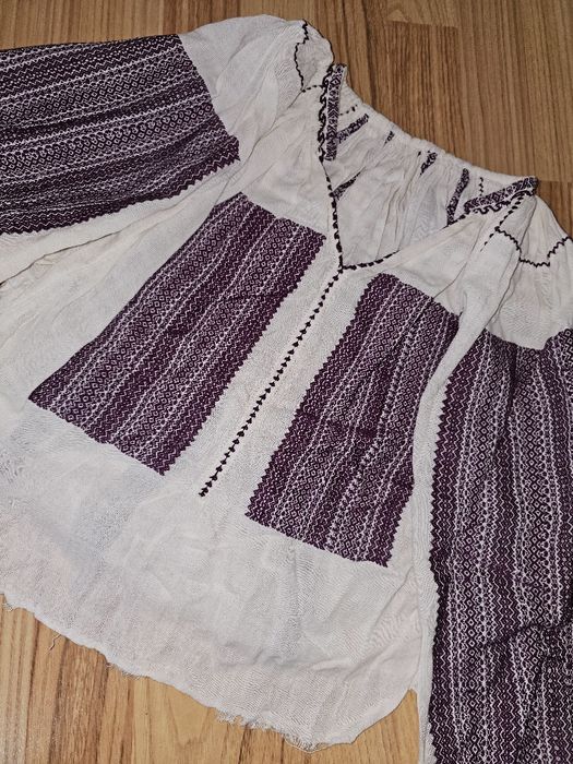 Ie veche tradițională