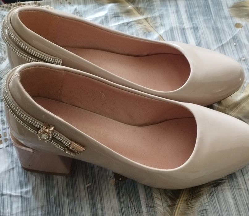 Tufli qizlar uchun 36 razmer