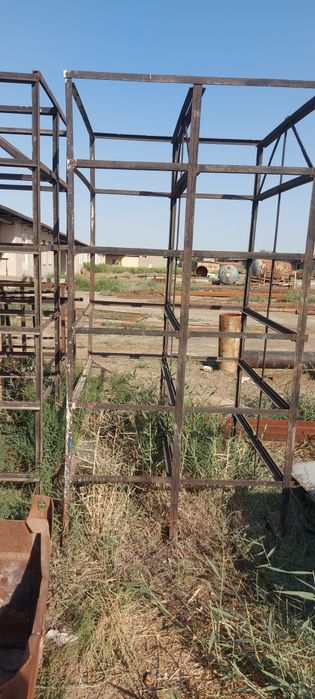 Стилаж сотилади буйи 2.5м  ени 1.25м