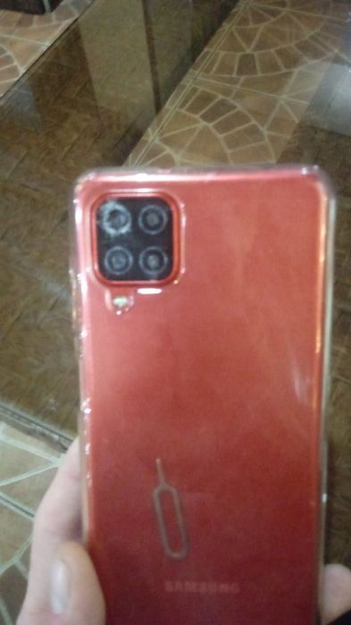 Продам телефон Samsung A12