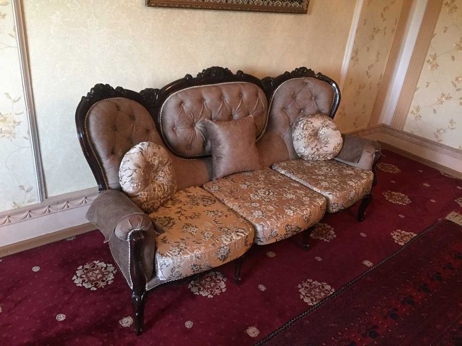 Перетяжка мягкой мебели: кресла/стулья/пуфики/кухонные уголки/диваны