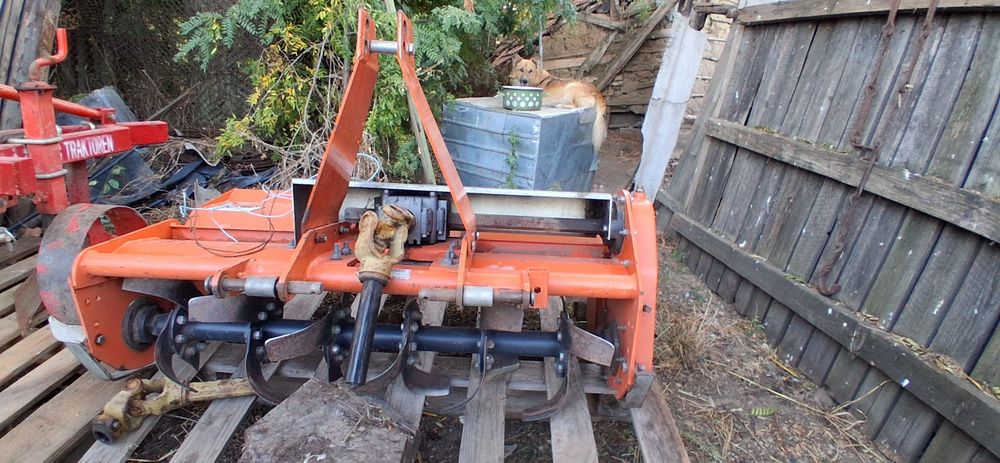 Freza tractor mic Tirisneag • OLX.ro