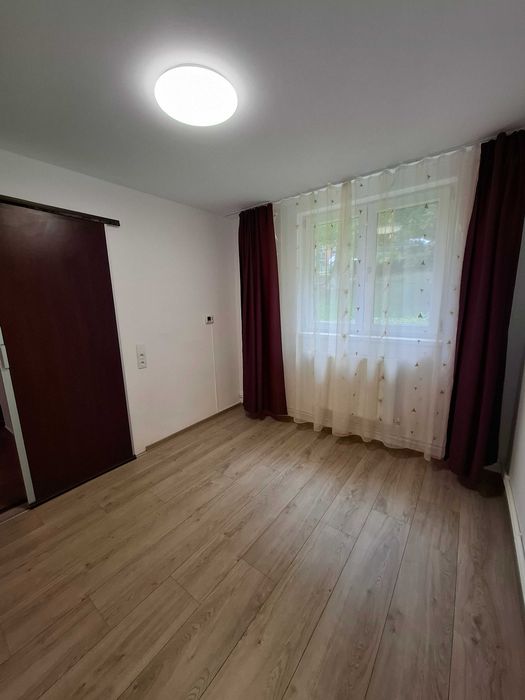 Vând apartament 3 camere