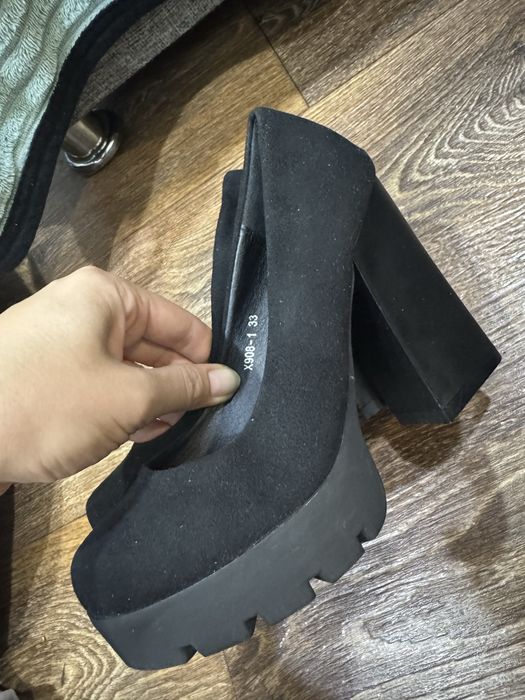 Продам туфли новые