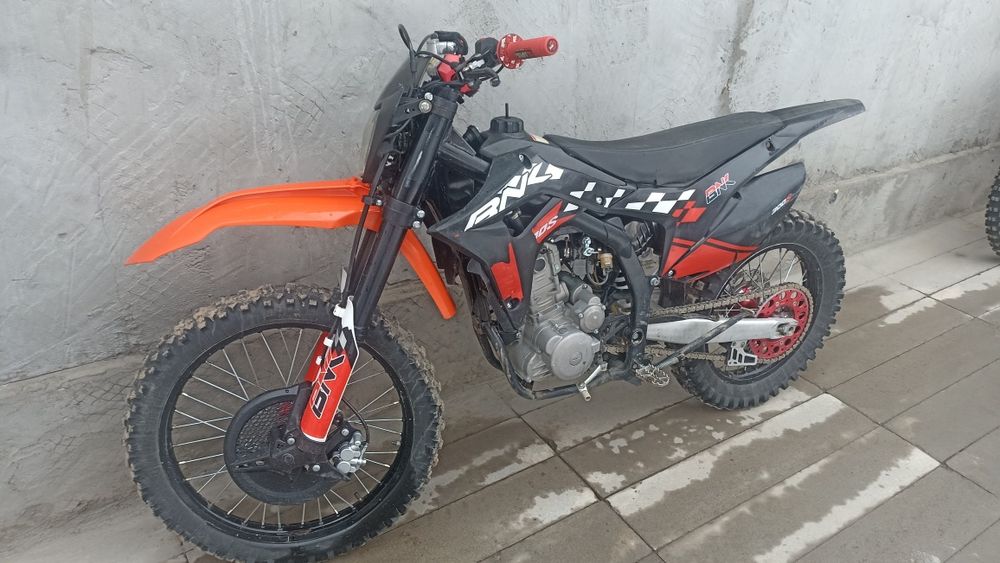 Эндуро бнк 300куб