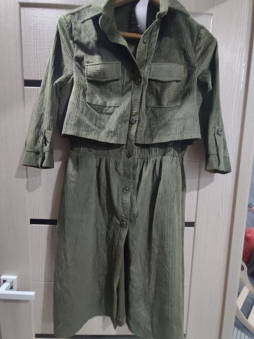 Платье коктейльное