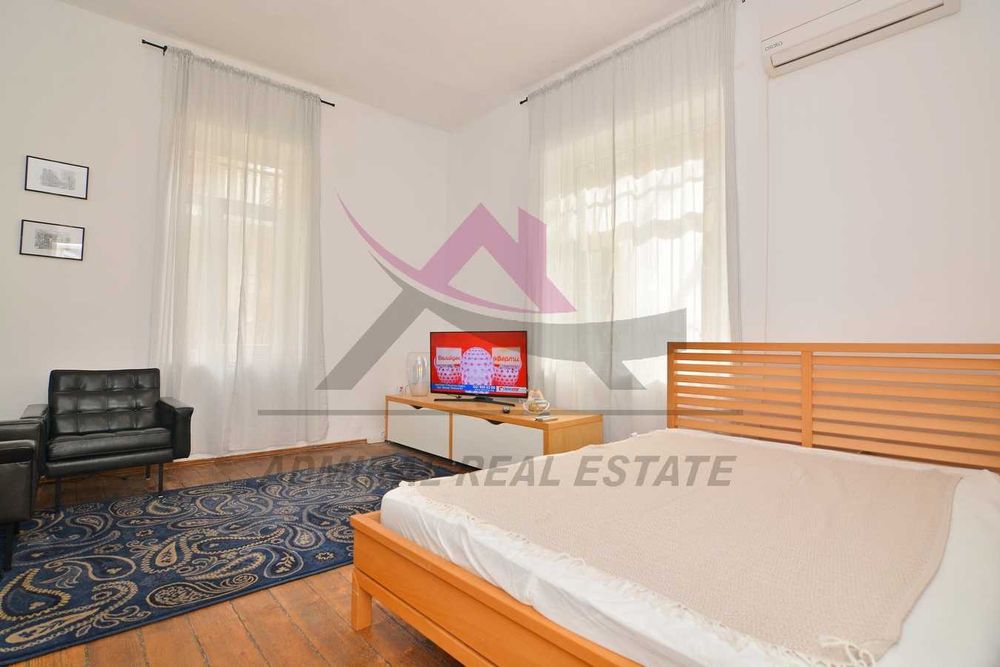 Дава се под наем Двустаен апартамент в Варна, Общината - 67 кв.м за 375 € - Снимка #1