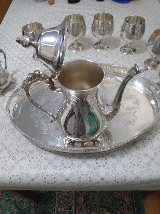 Английский Сервиз посеребренный.