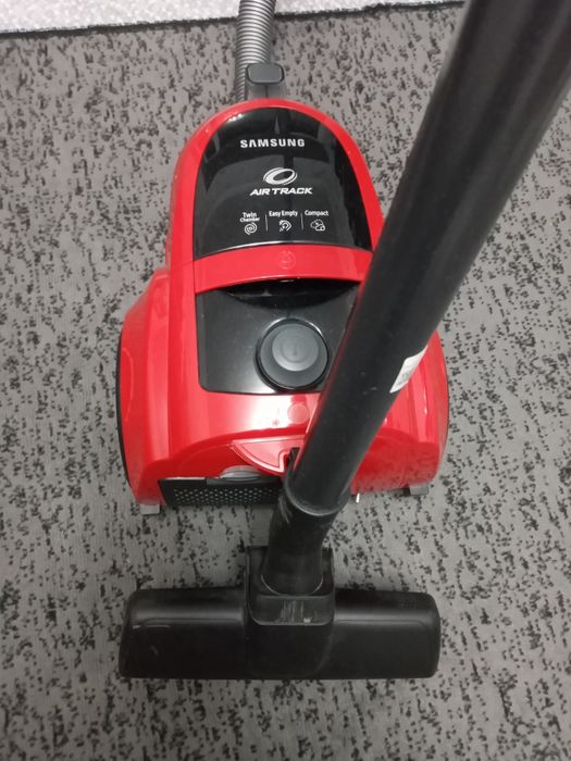 Продаеться  пылесос  Самсунг