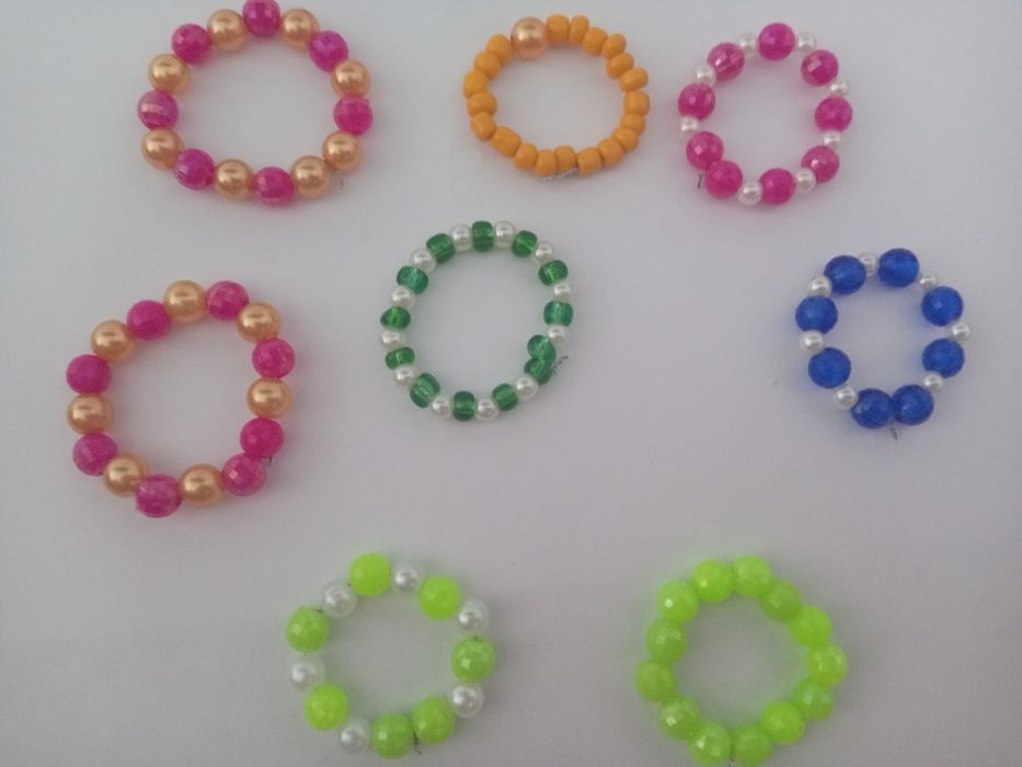 Продаю колечки новые.