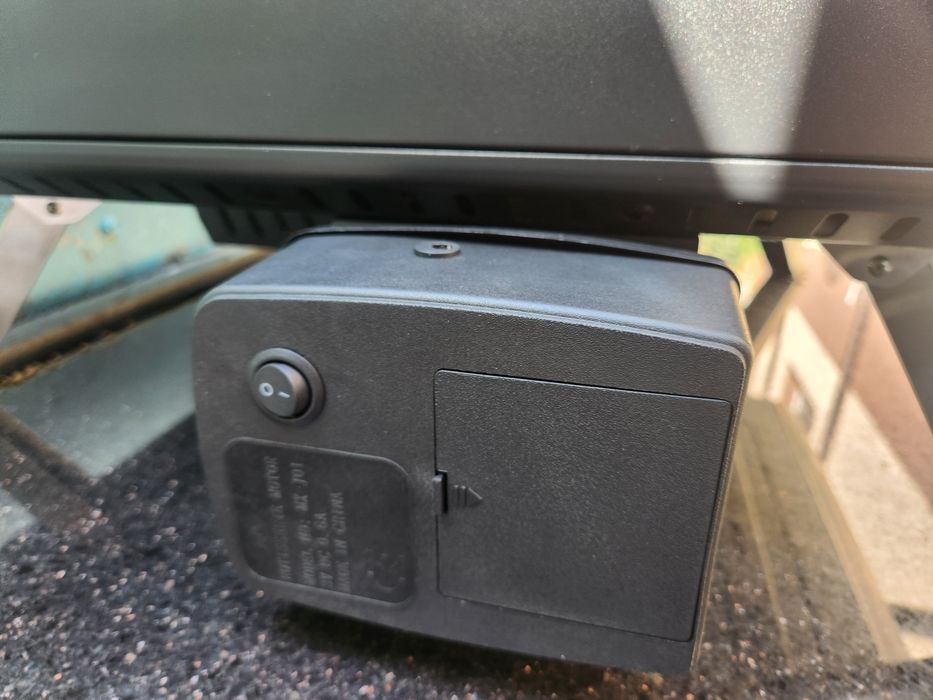 пещ за пици 40см отвор професионална на газ с ротационна подложка