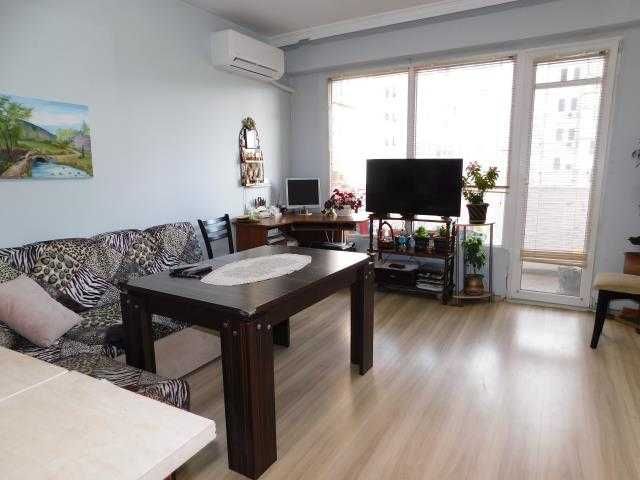 Продава се Четиристаен апартамент в Търговище, Център - 78 кв.м за 1059 €/кв.м - Снимка #1