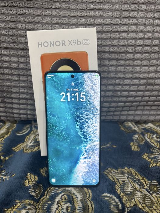 Продам телефон honor x9b
