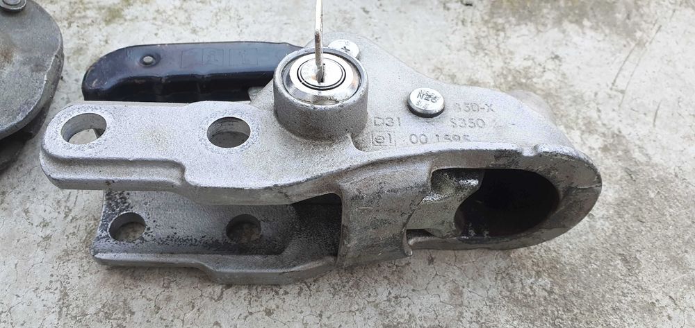 Triunghi de tractare si cuple antibalans sau de greutate Alko, Knott