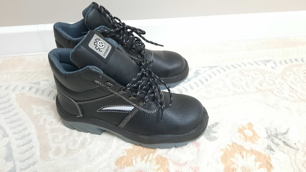 Продаётся новый осенний спец ботинка