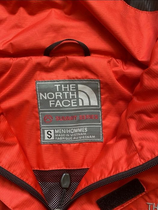 The North Face Summit Series GoreTex мъжко непромокаемо яке S