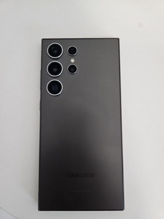 De vânzare Samsung Ultra 24