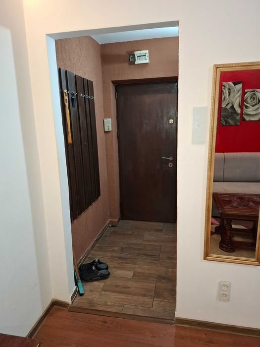 Vând apartament 3 camere