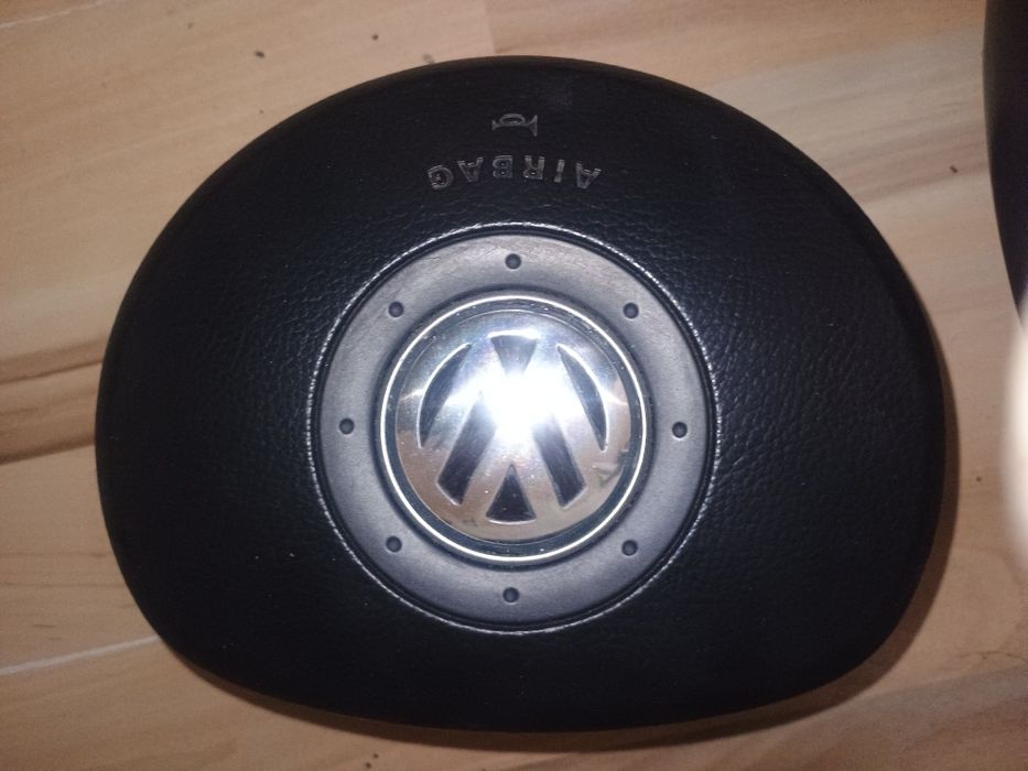 Кожен волан за Фолксваген Туран, Кади, Голф 5 и др.