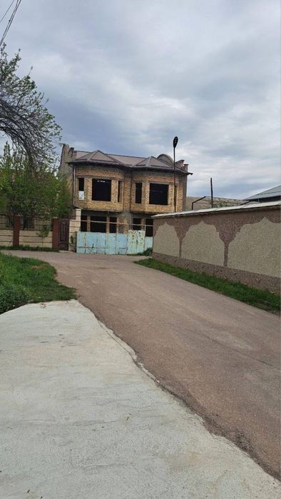 Новый дом на 2 стороны улицы — отличная планировка